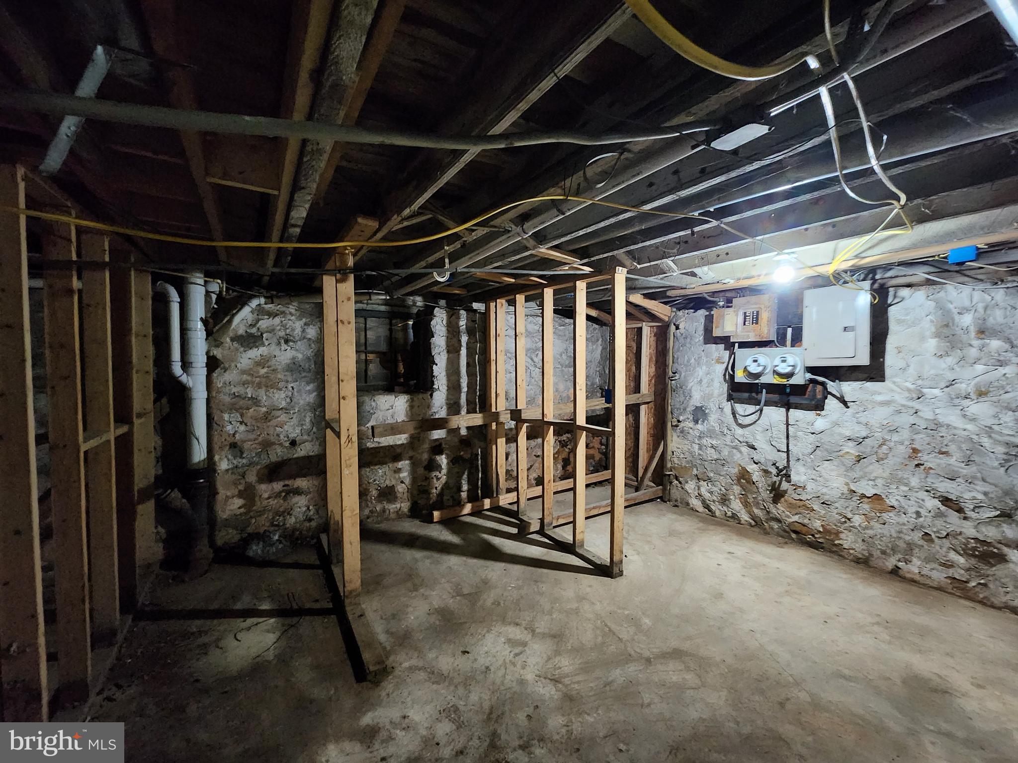 HOWARD PARK - Residential