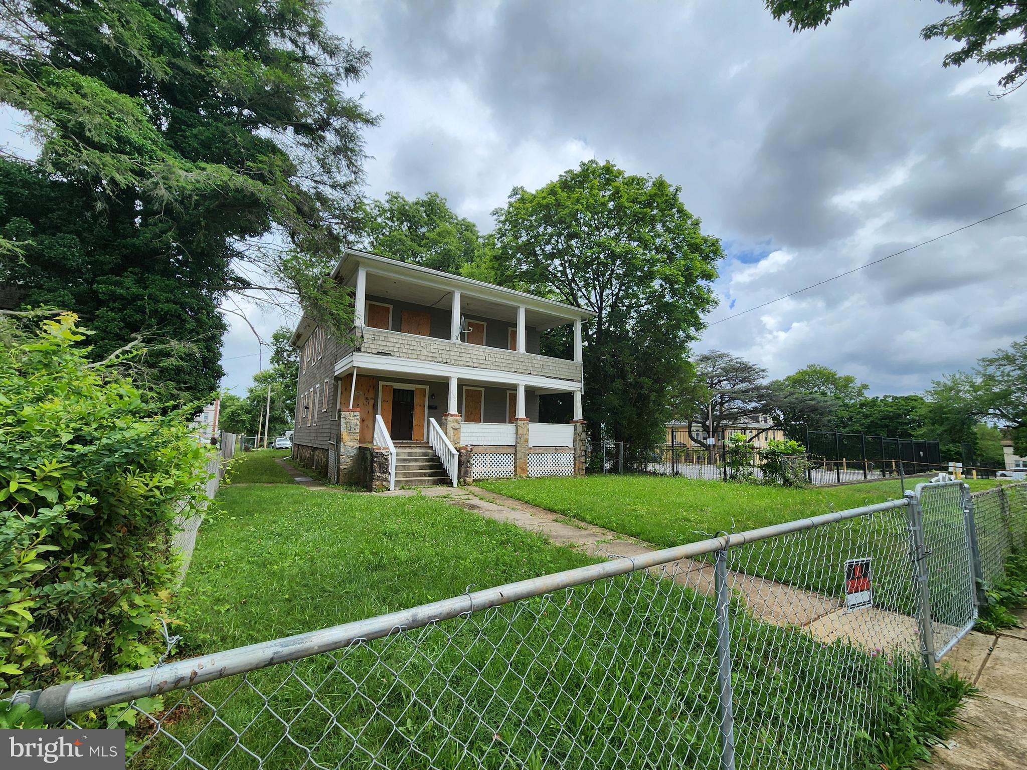 HOWARD PARK - Residential