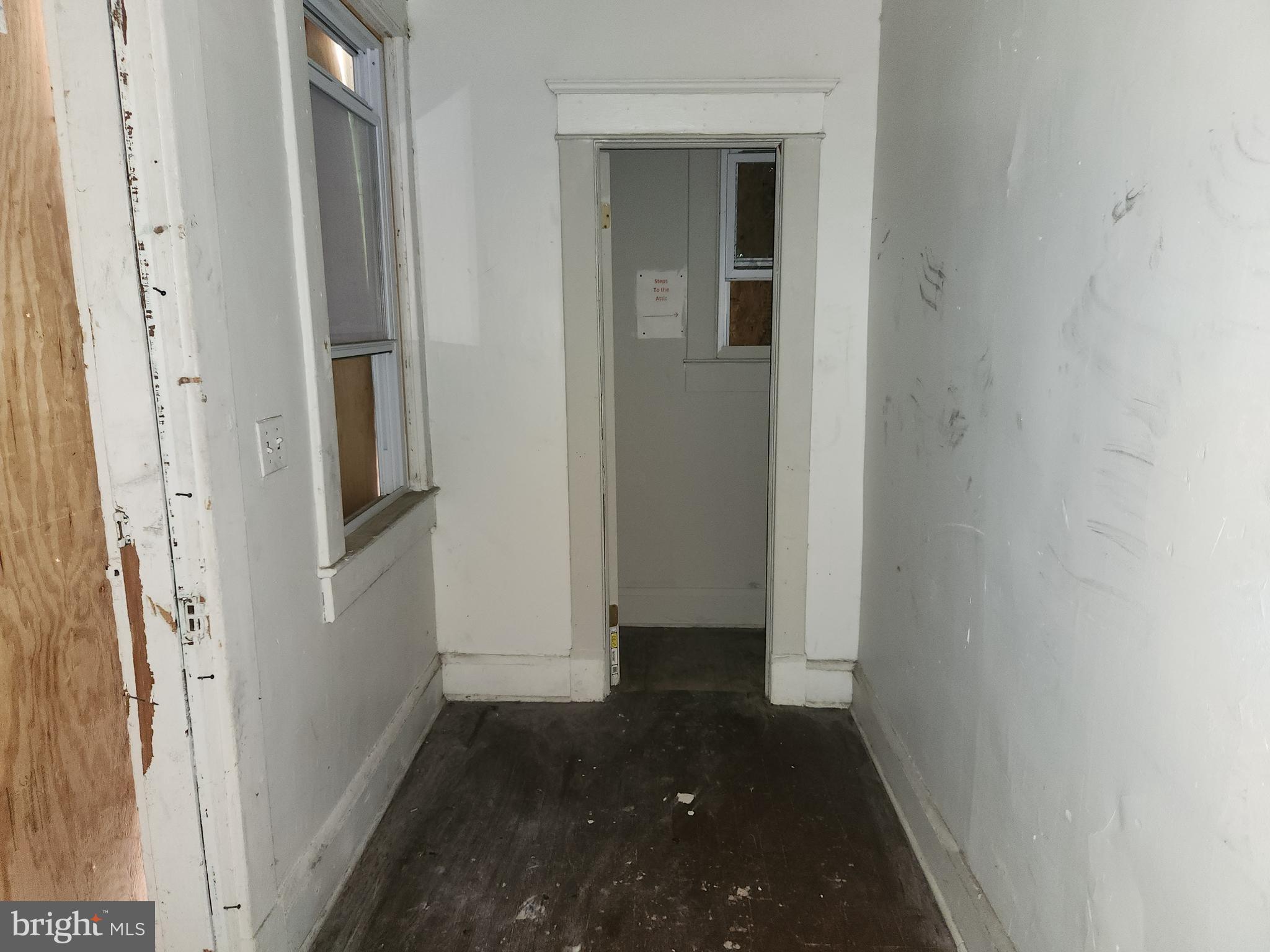 HOWARD PARK - Residential