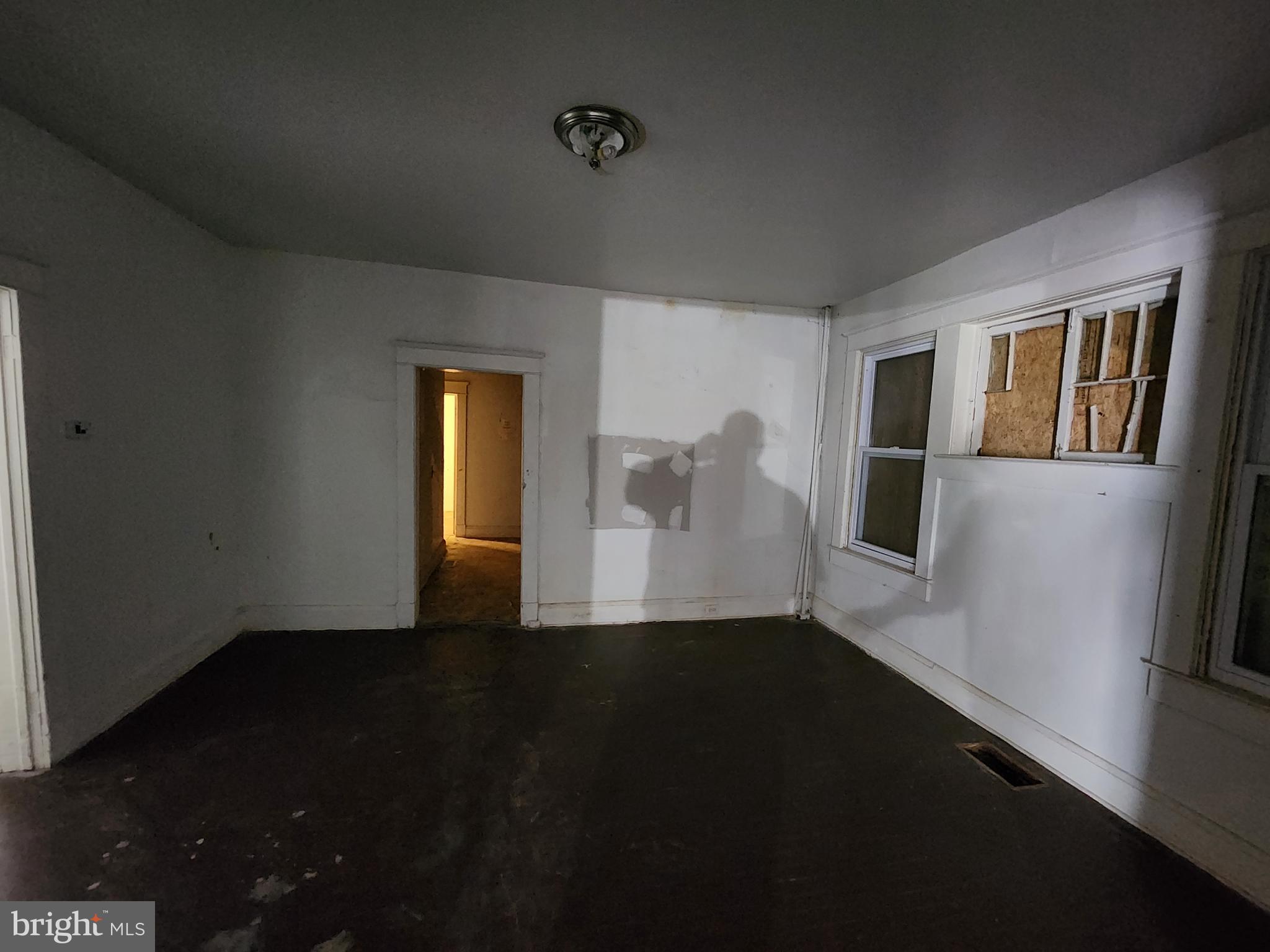 HOWARD PARK - Residential