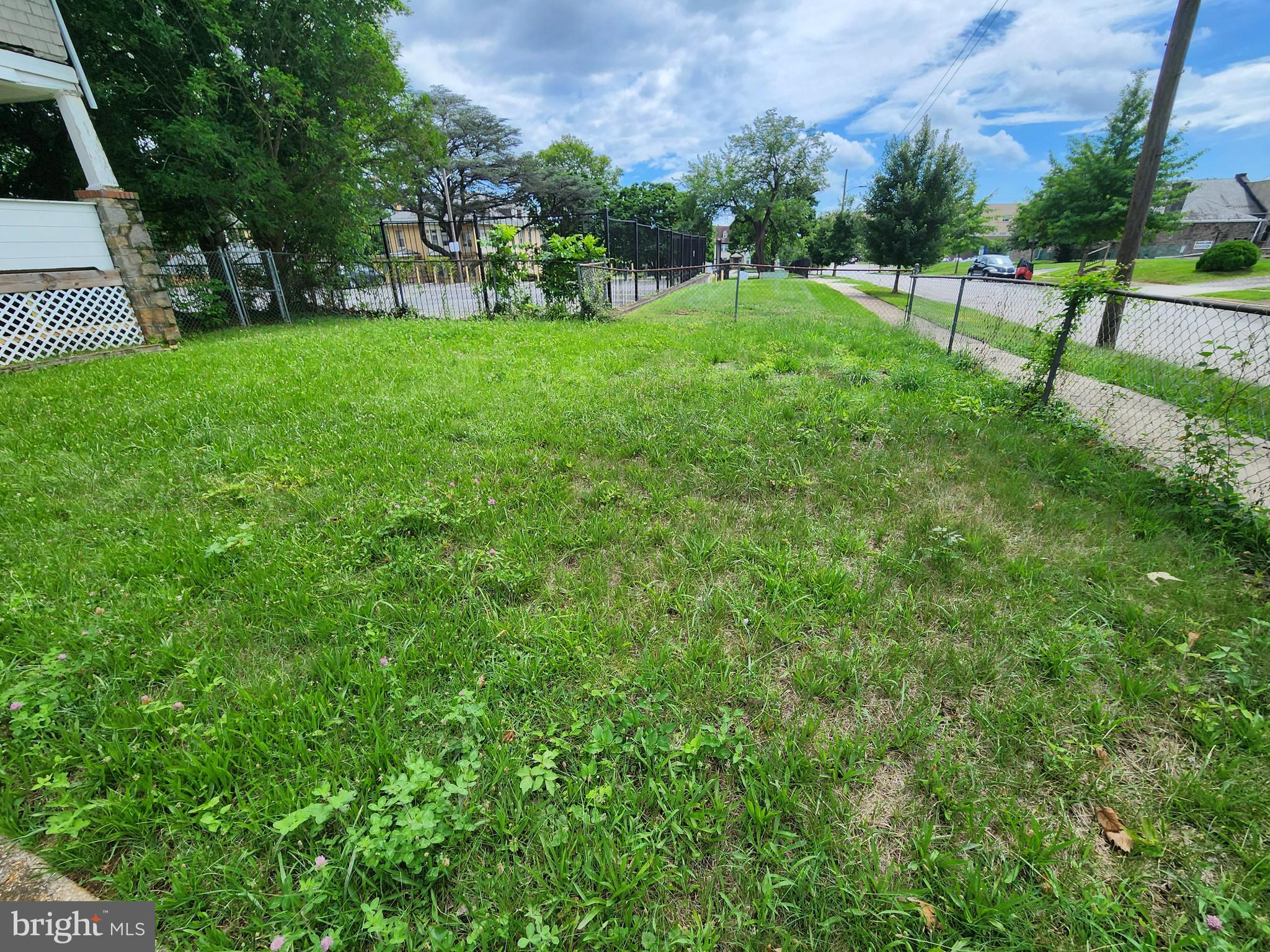 HOWARD PARK - Residential