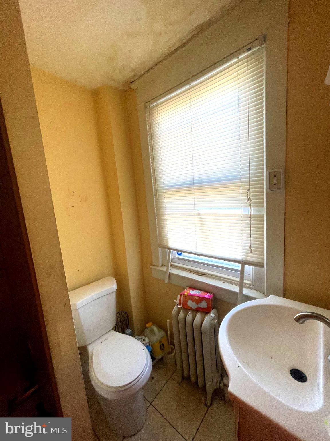 LAWNDALE - Residential