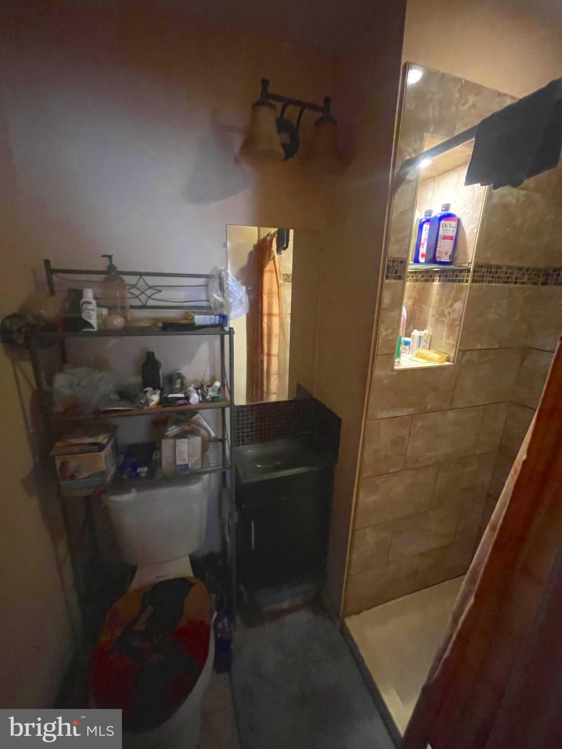 LAWNDALE - Residential