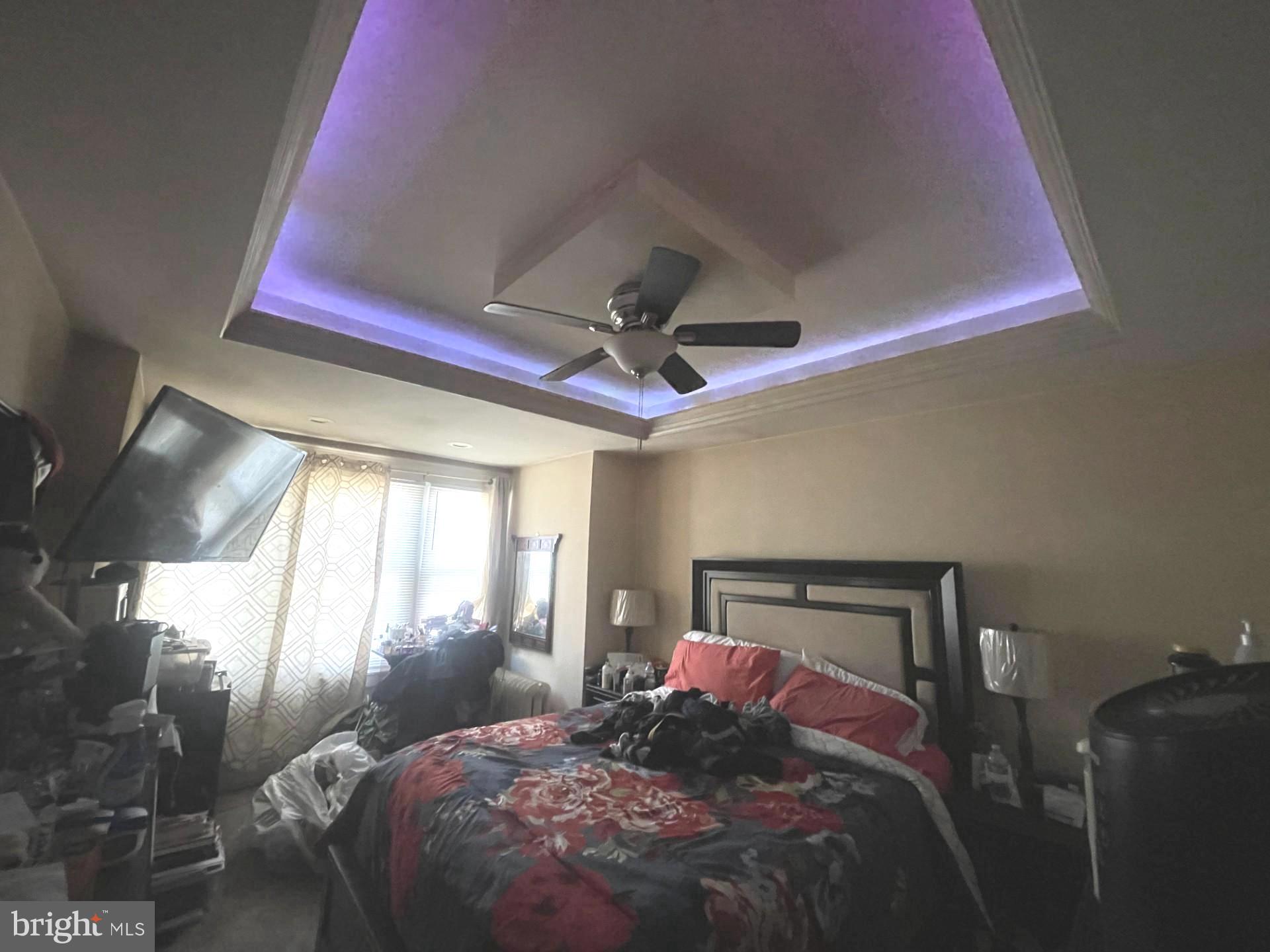 LAWNDALE - Residential