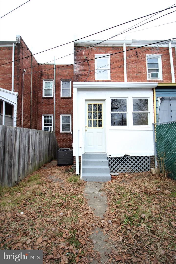 ALEXANDRIA - Residential Lease