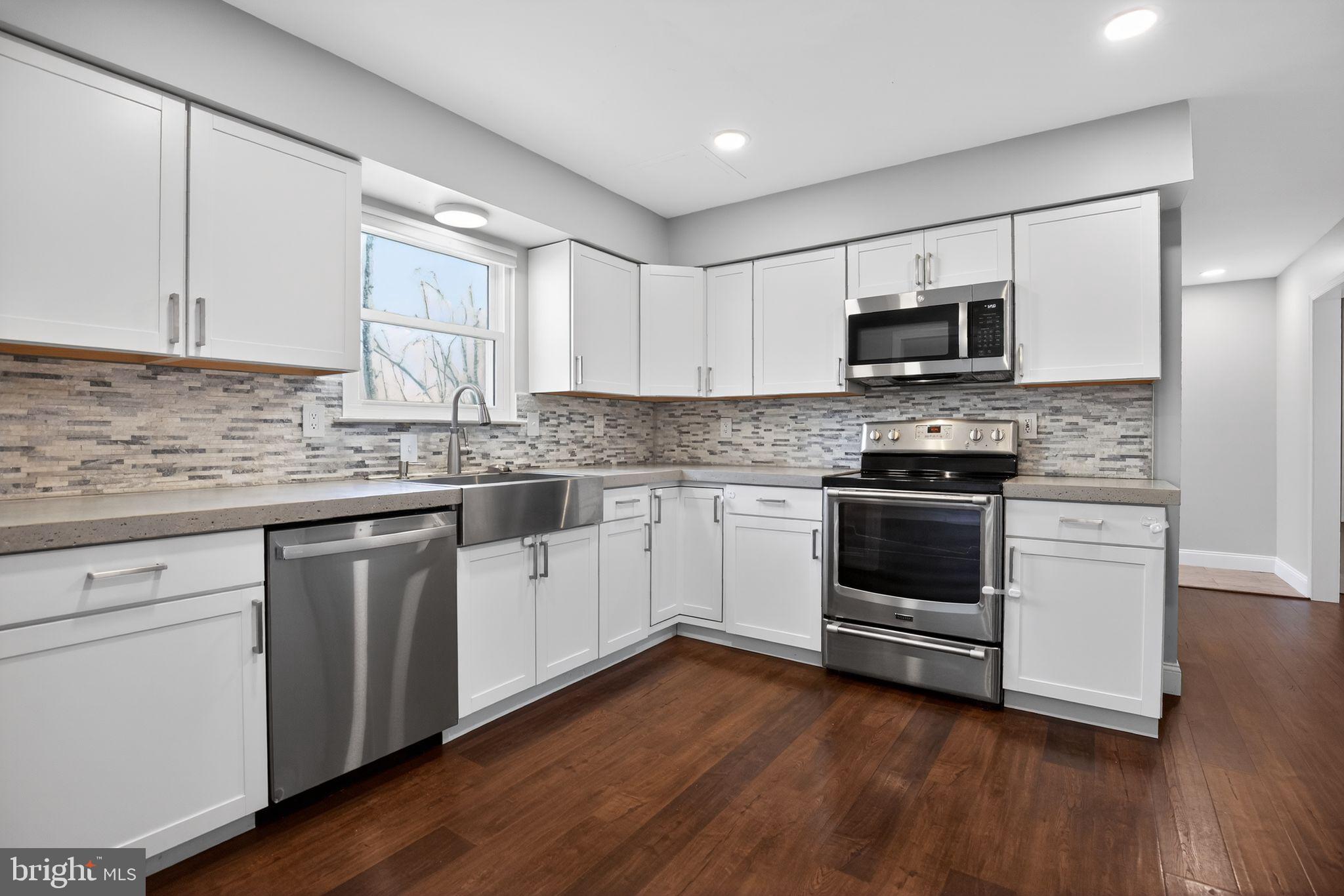 APPLE GREENE - Residential