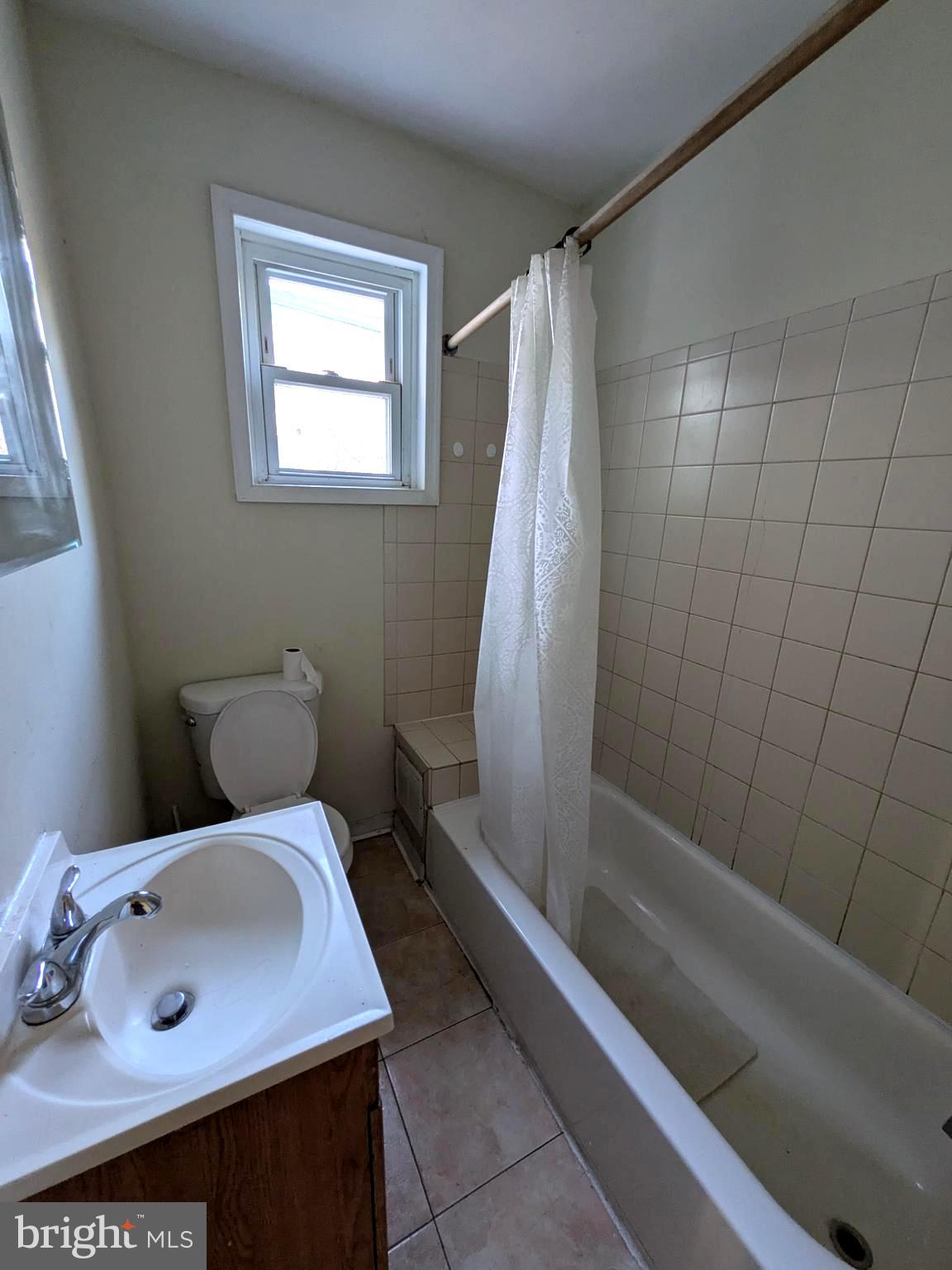 GERMANTOWN - Residential Lease