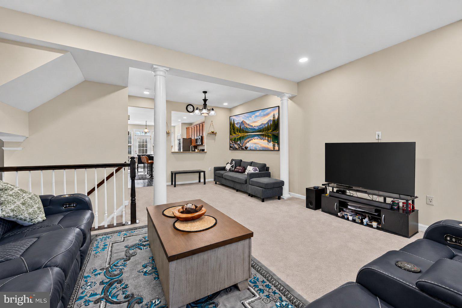 24704 CLOCK TOWER SQUARE