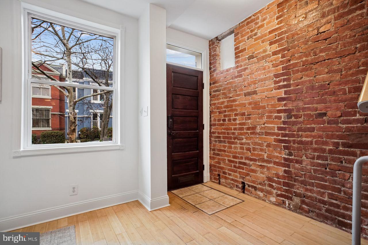 1227 DUNCAN PLACE NE