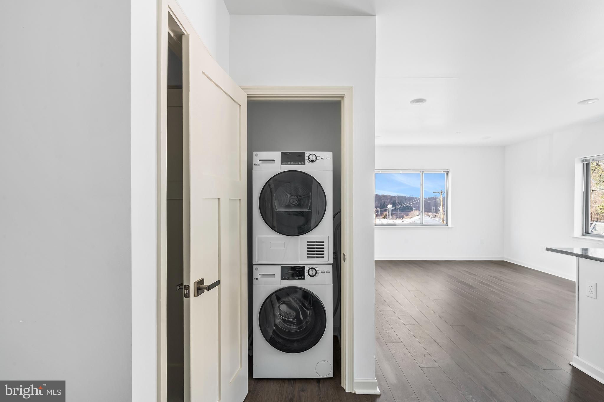 5312 RIDGE AVENUE 311