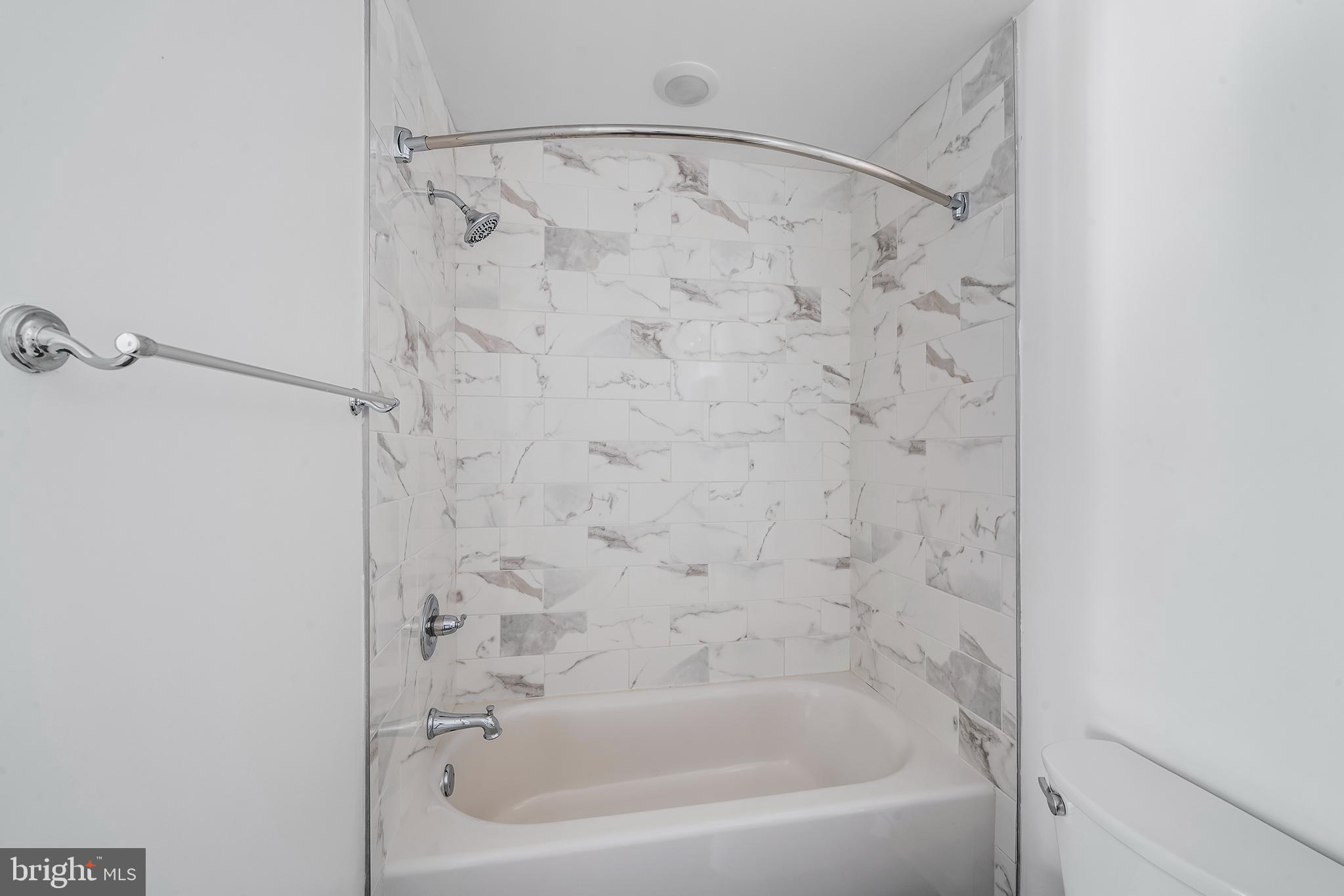 5312 RIDGE AVENUE 311