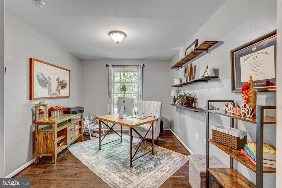 LAKE CAROLINE - Residential