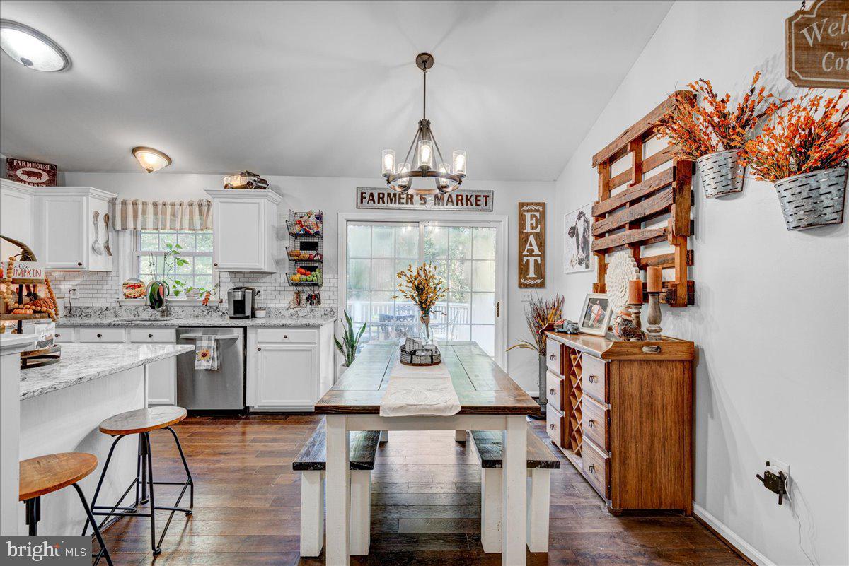 LAKE CAROLINE - Residential