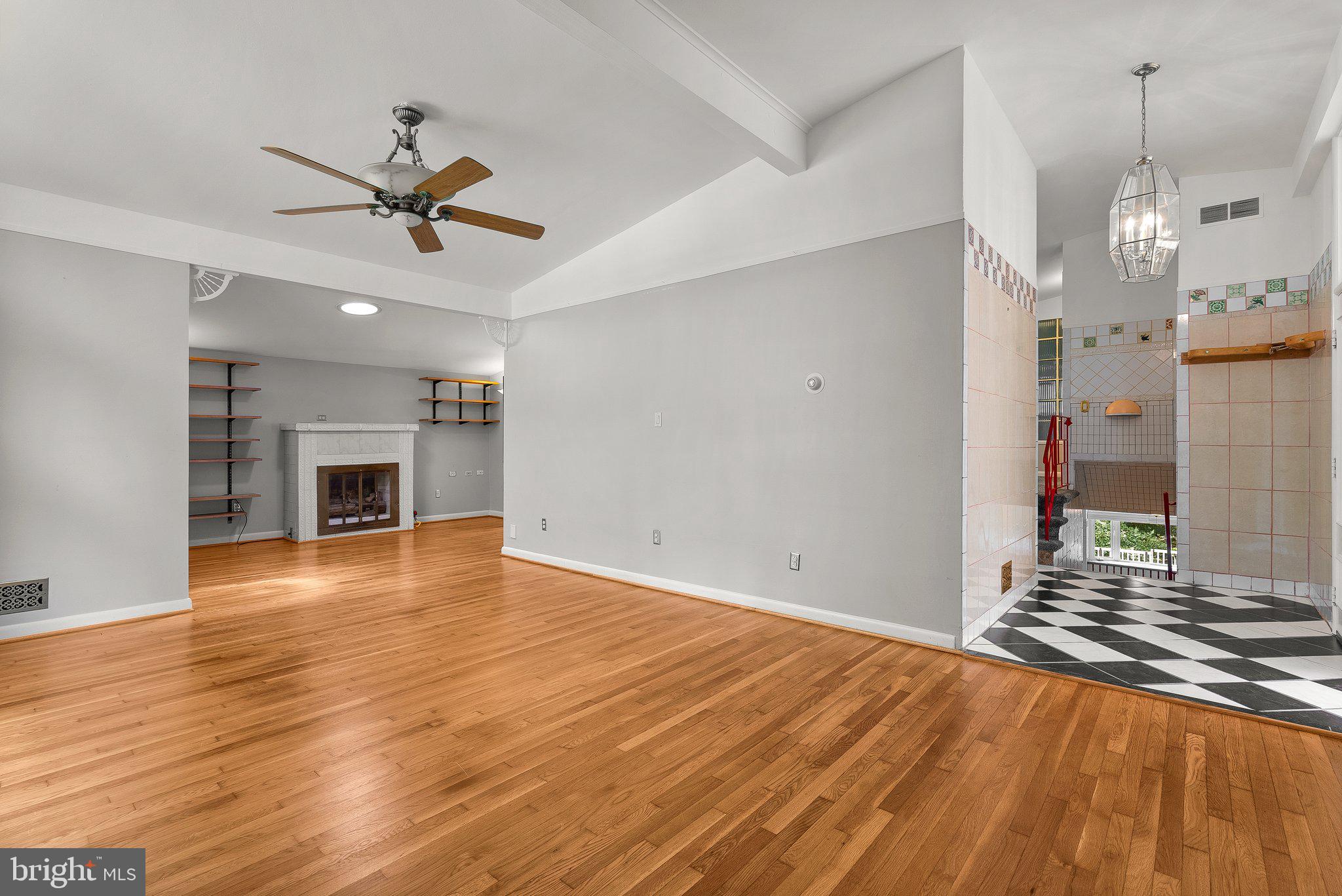 KEMP MILL ESTATES - Residential