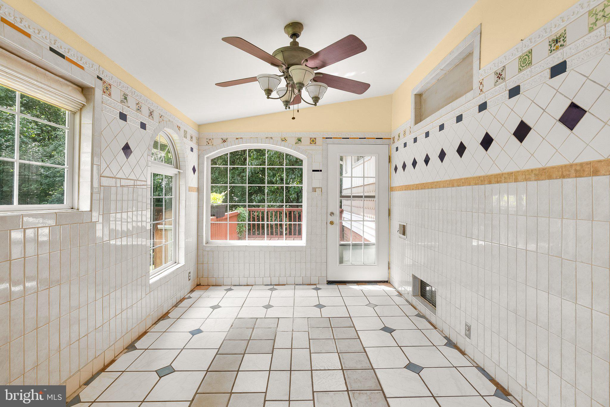 KEMP MILL ESTATES - Residential