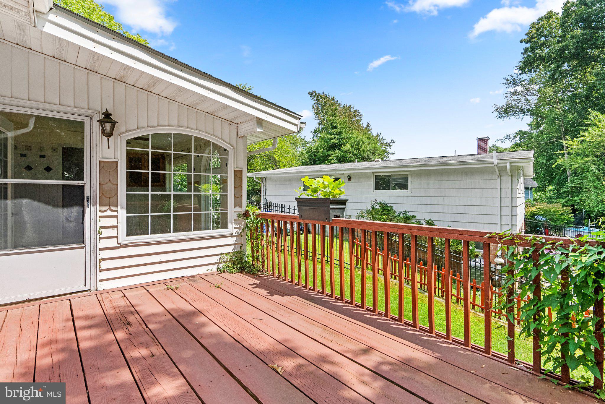 KEMP MILL ESTATES - Residential