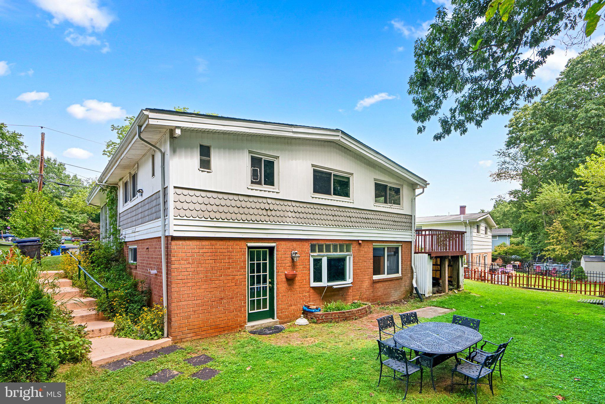 KEMP MILL ESTATES - Residential