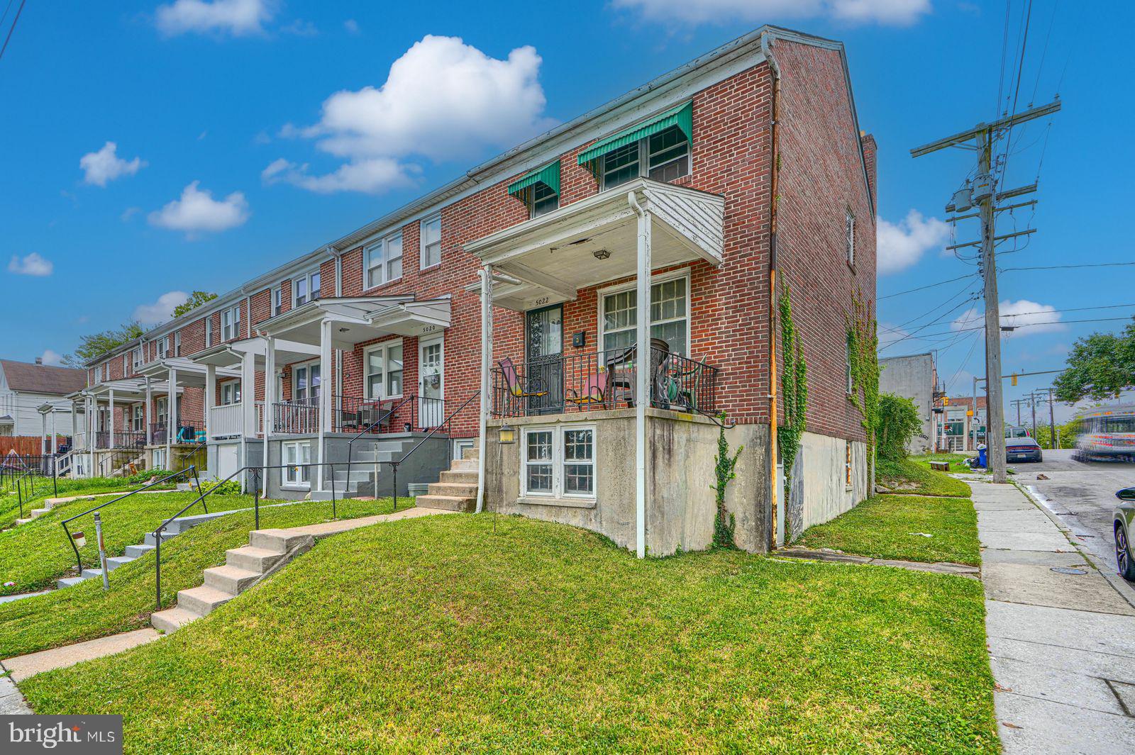 5022 READY AVENUE