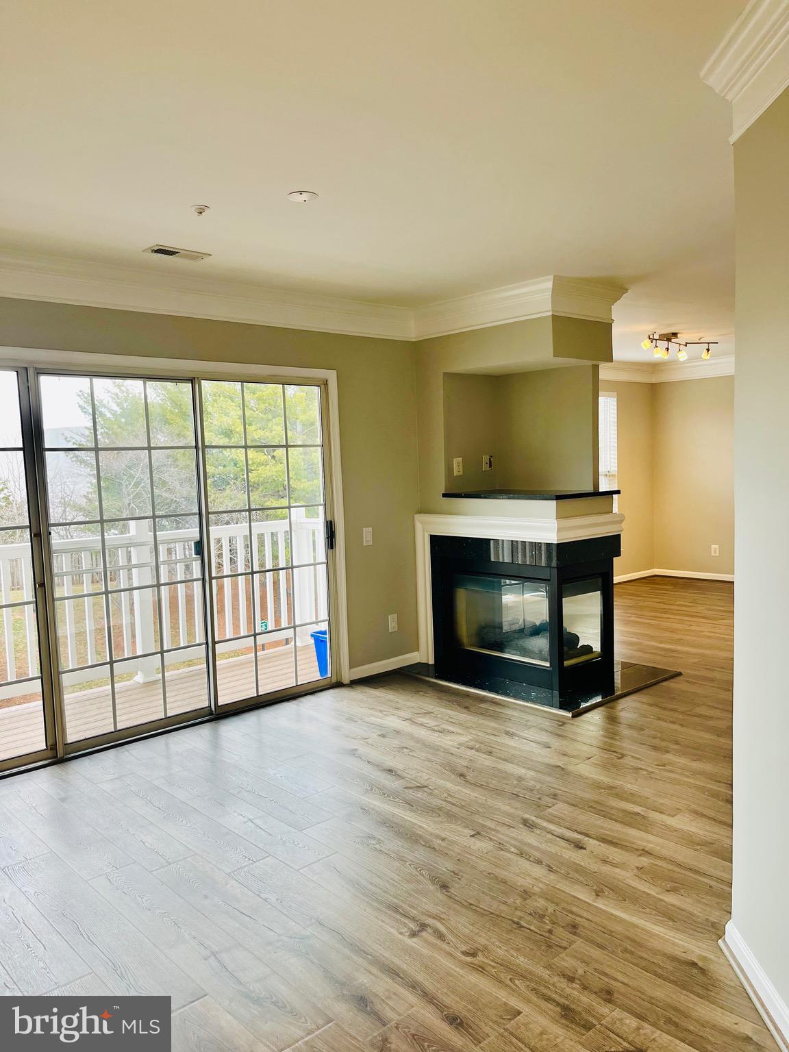 DOMINION STATION CONDOMINIUM - Residential Lease