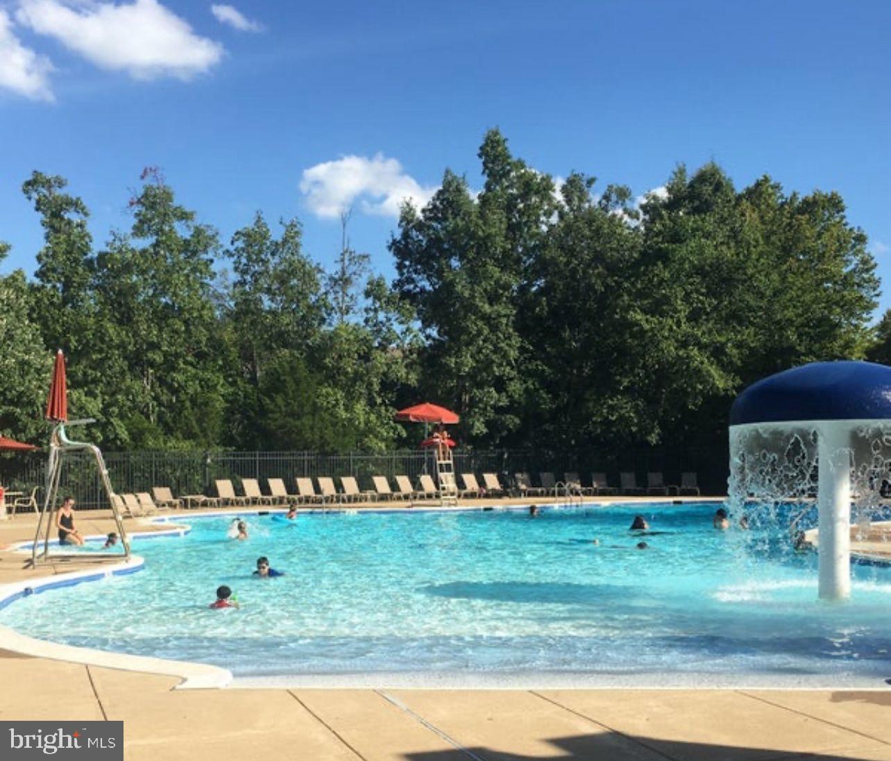 DOMINION STATION CONDOMINIUM - Residential Lease