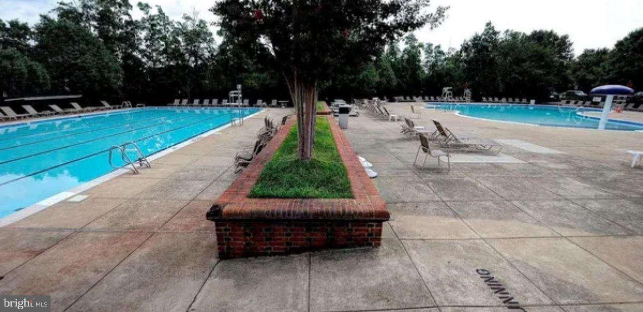 DOMINION STATION CONDOMINIUM - Residential Lease