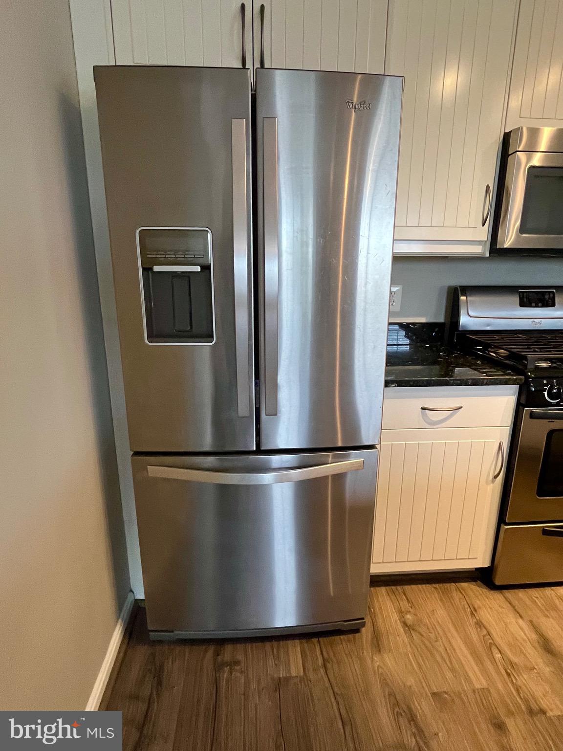 DOMINION STATION CONDOMINIUM - Residential Lease