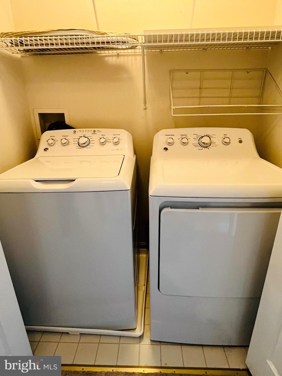 DOMINION STATION CONDOMINIUM - Residential Lease