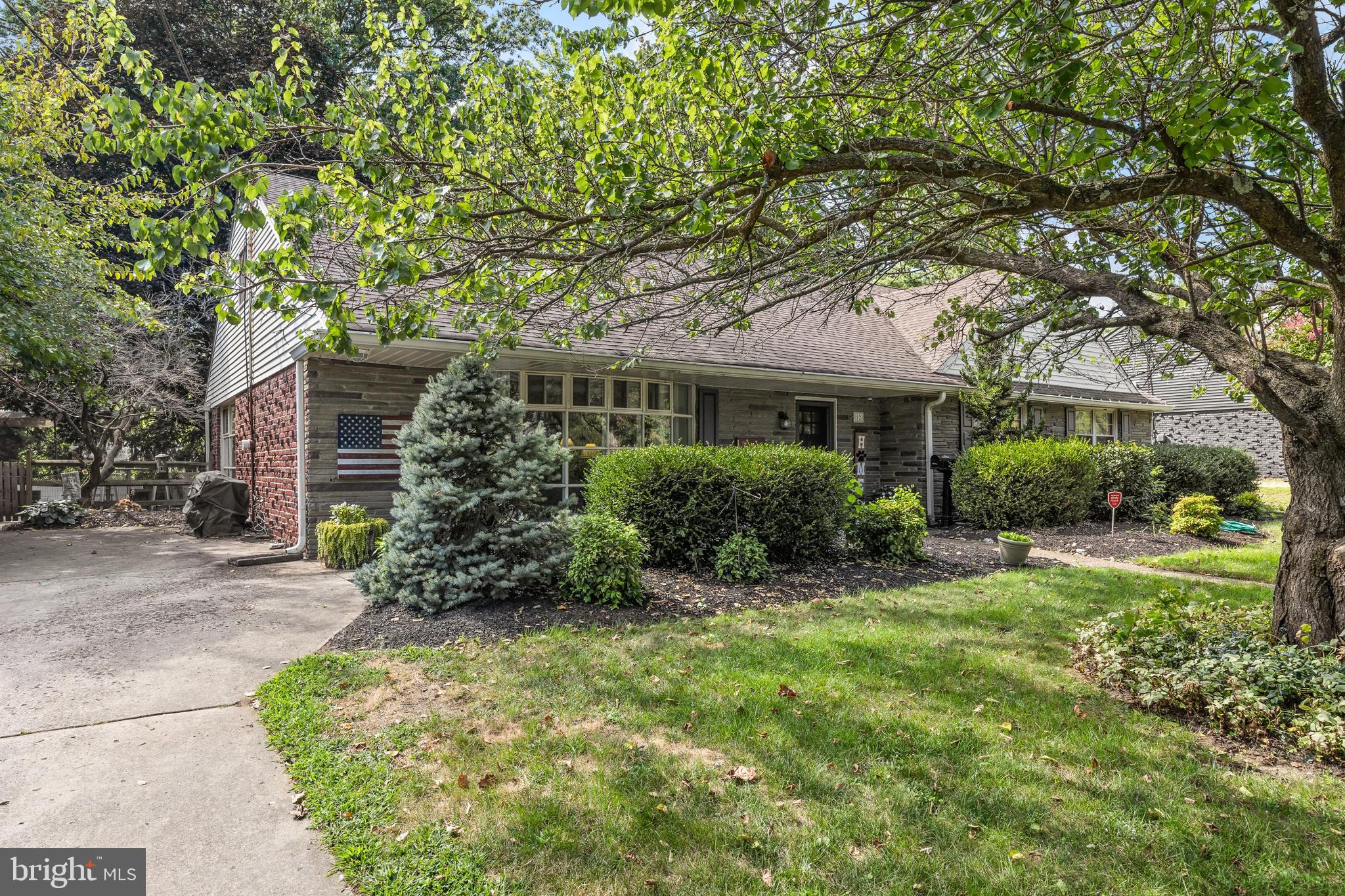 12 GREENVALE ROAD