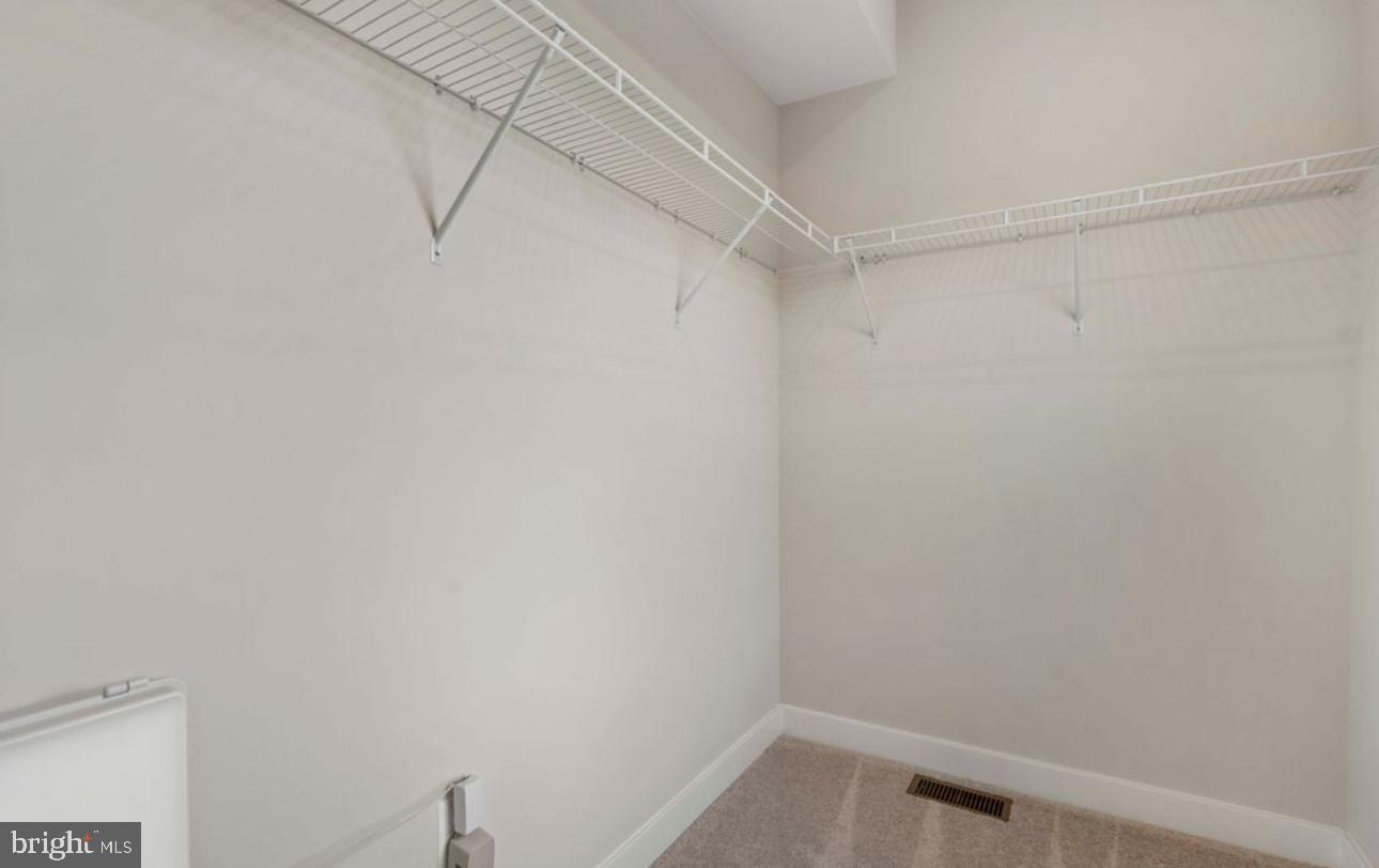 ARCOLA TOWN CENTER - Residential Lease