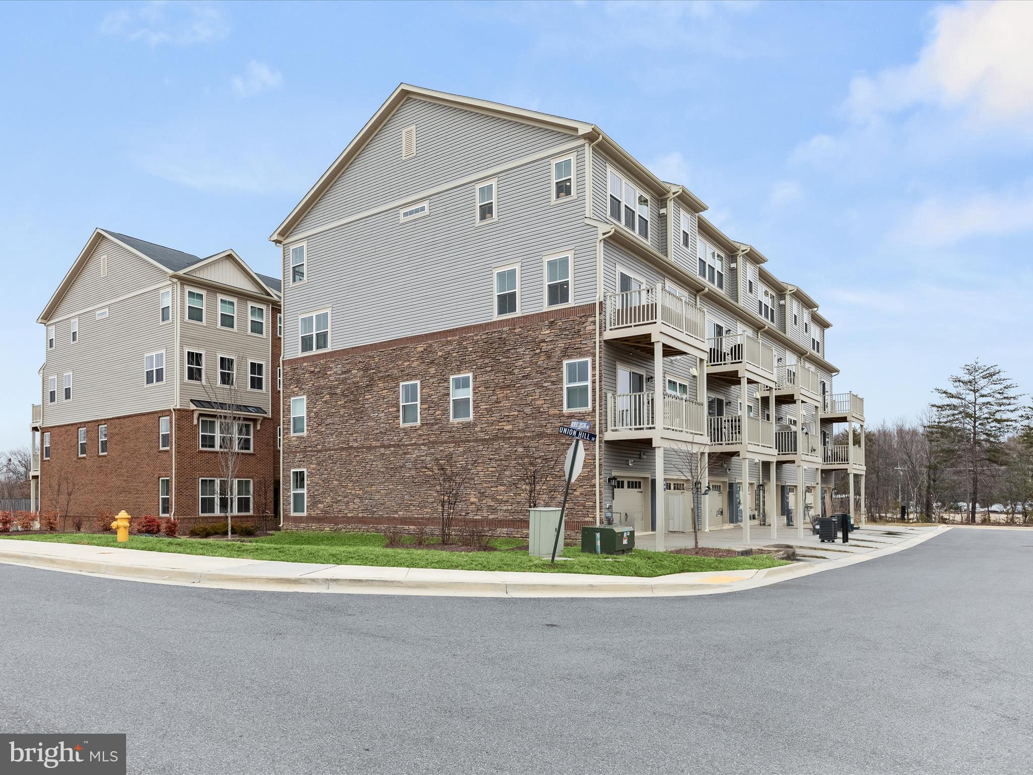 PARKSIDE - Residential