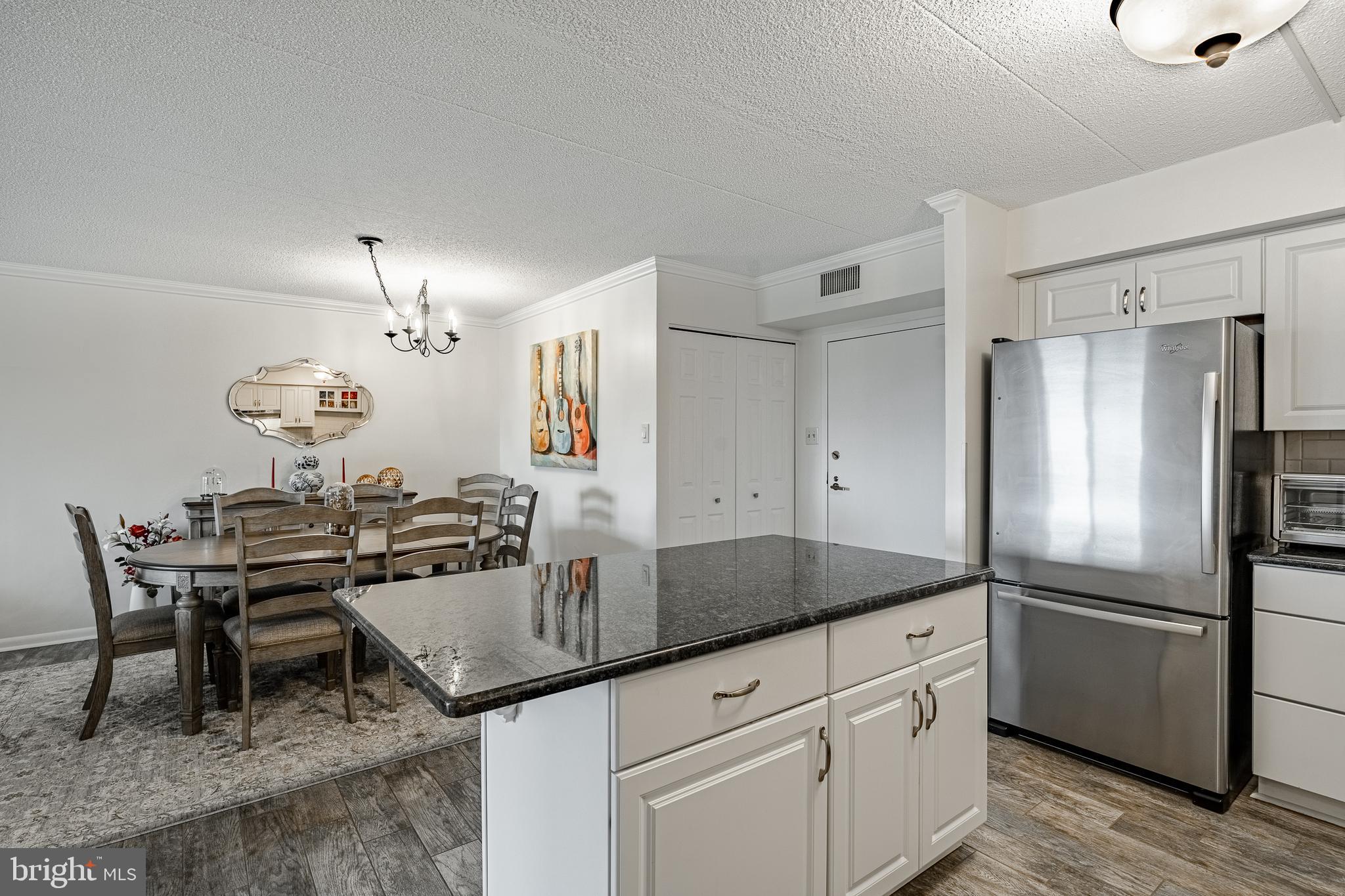 VALLEY FORGE TOWER - Residential