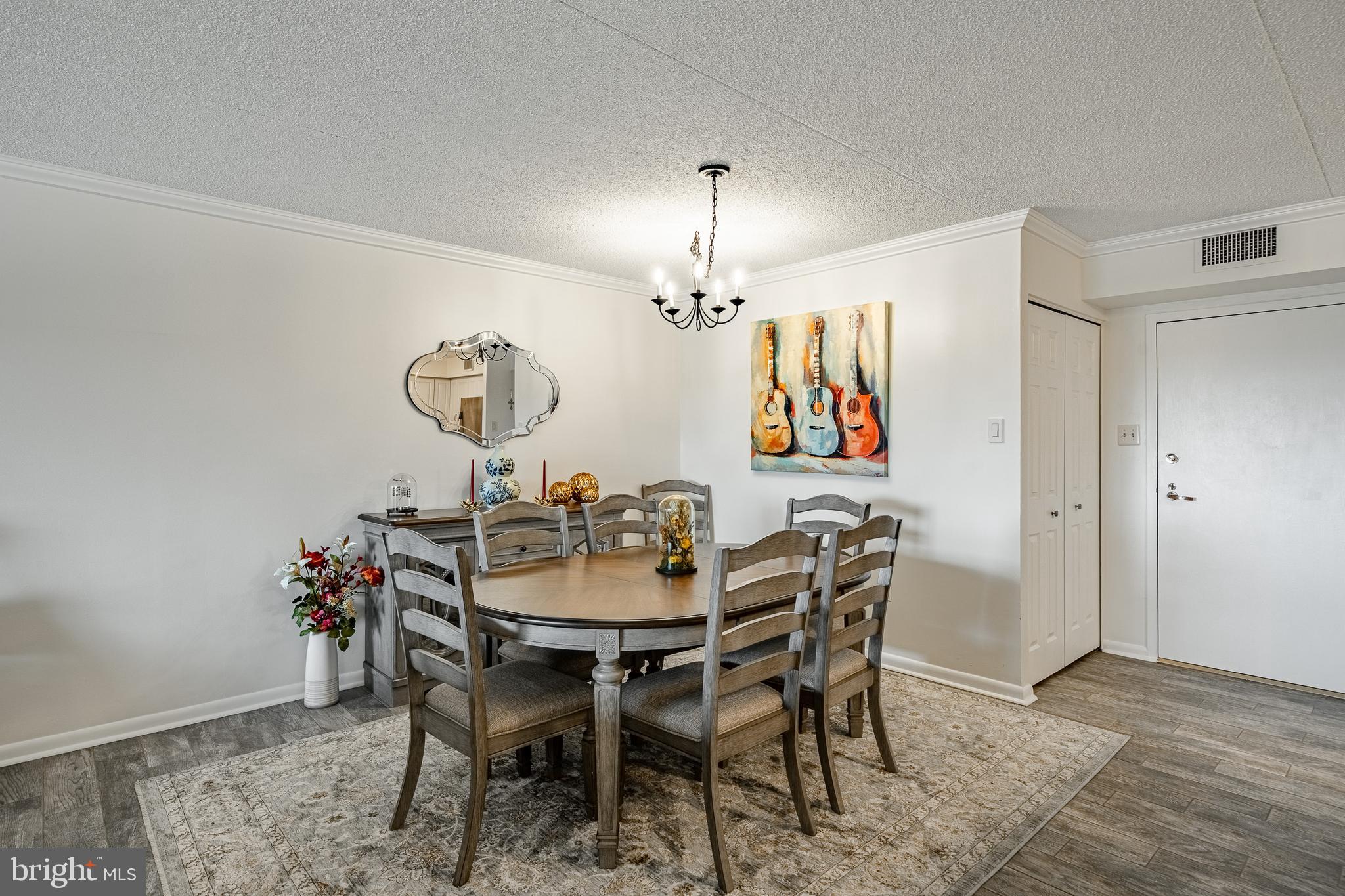 VALLEY FORGE TOWER - Residential