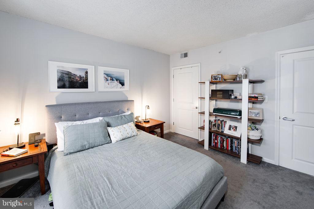 LOGAN CIRCLE - Residential Lease