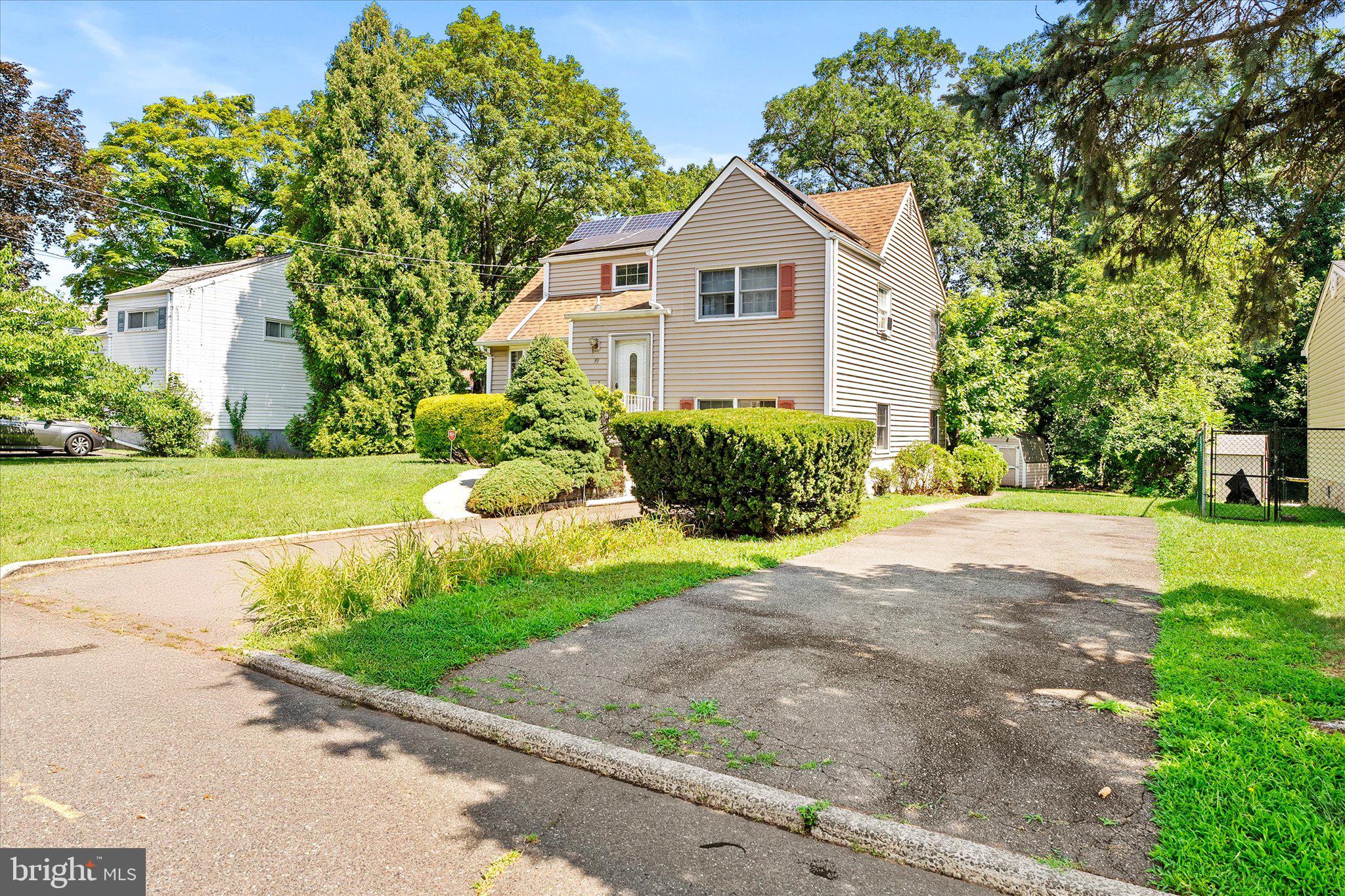 39 RUNYON AVENUE