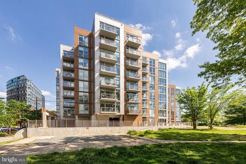 Tiny photo for 88 V Street SW #808, WASHINGTON, DC 20024 (MLS # DCDC2259308)