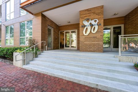 Tiny photo for 88 V Street SW #808, WASHINGTON, DC 20024 (MLS # DCDC2259308)