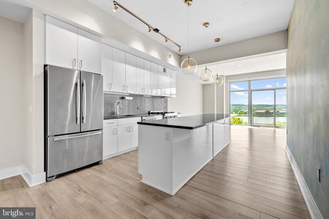 Tiny photo for 88 V Street SW #808, WASHINGTON, DC 20024 (MLS # DCDC2259308)
