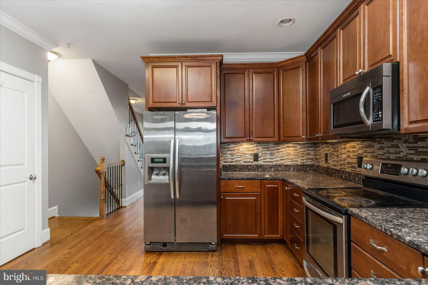 BUTCHERS HILL - Residential Lease