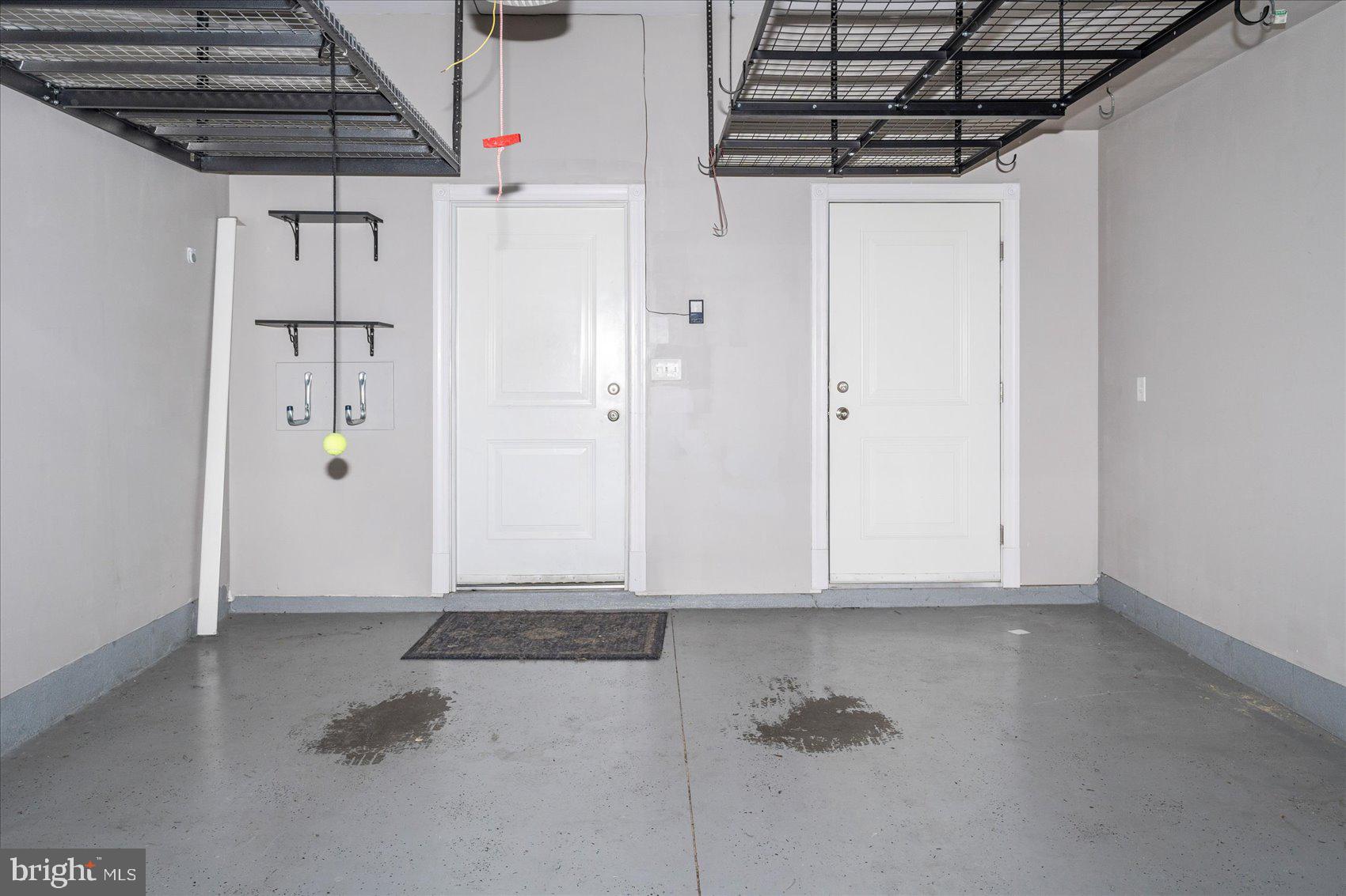 BUTCHERS HILL - Residential Lease