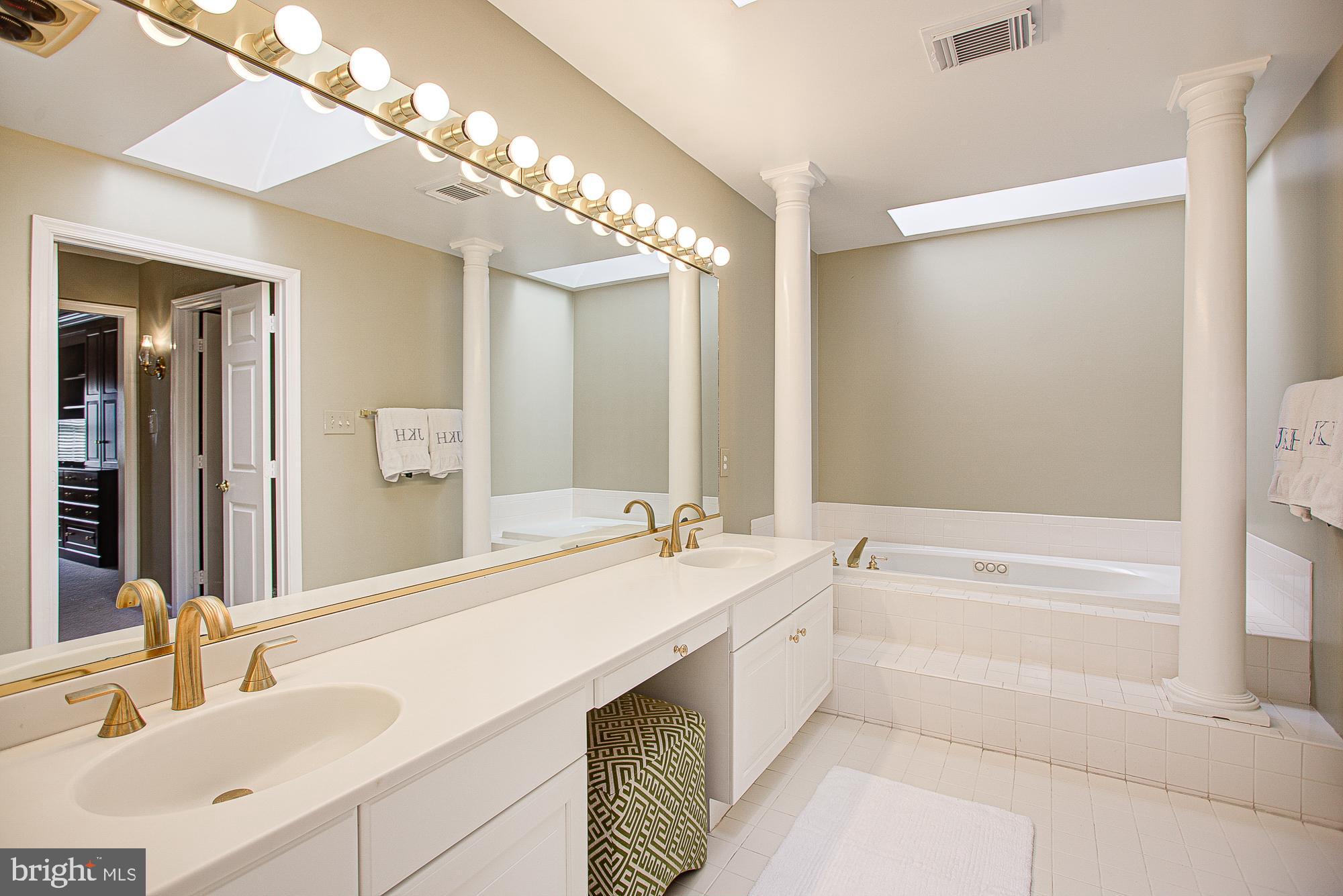 AVENEL - Residential