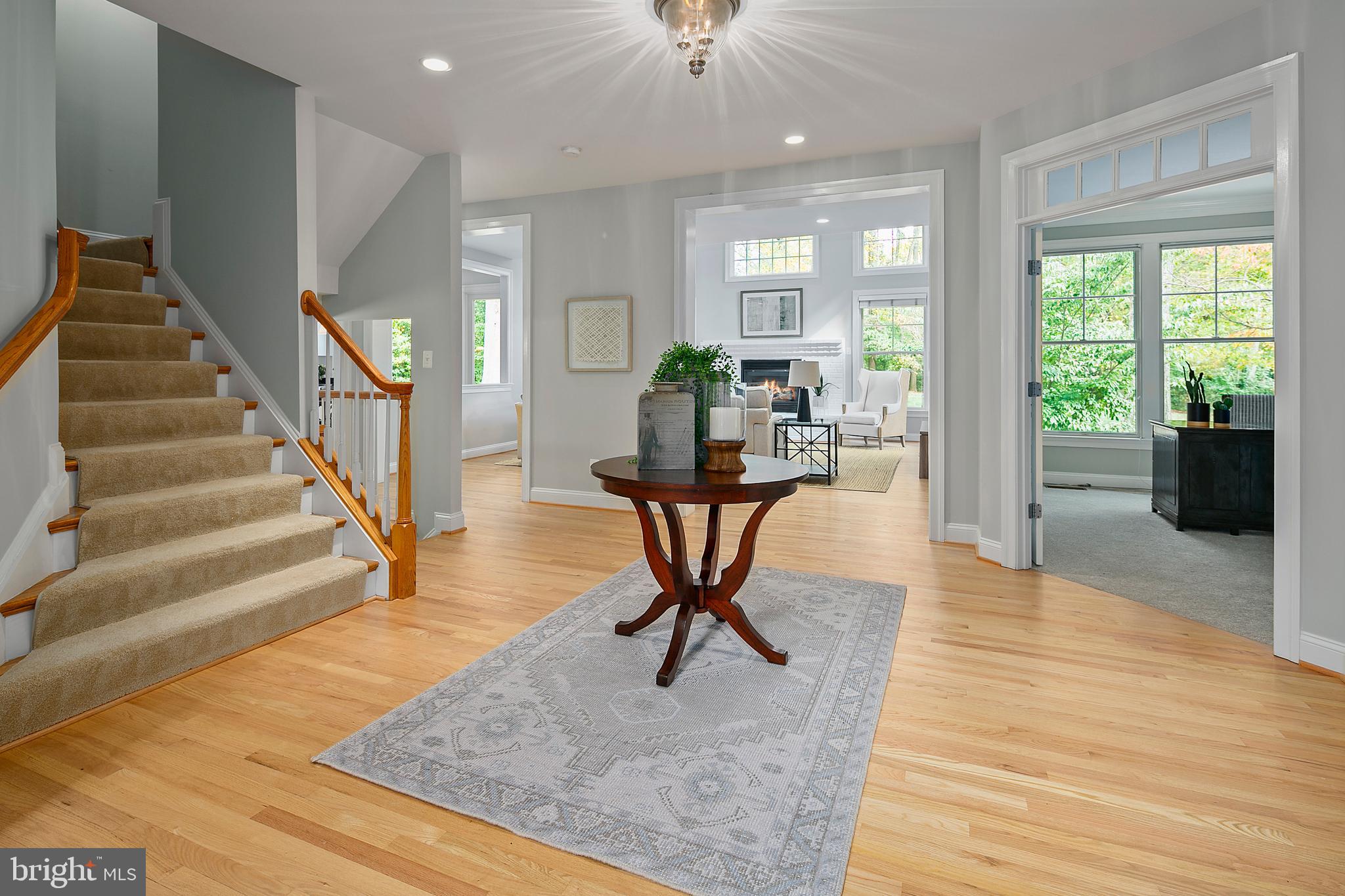 CREEK CROSSING VILLA - Residential