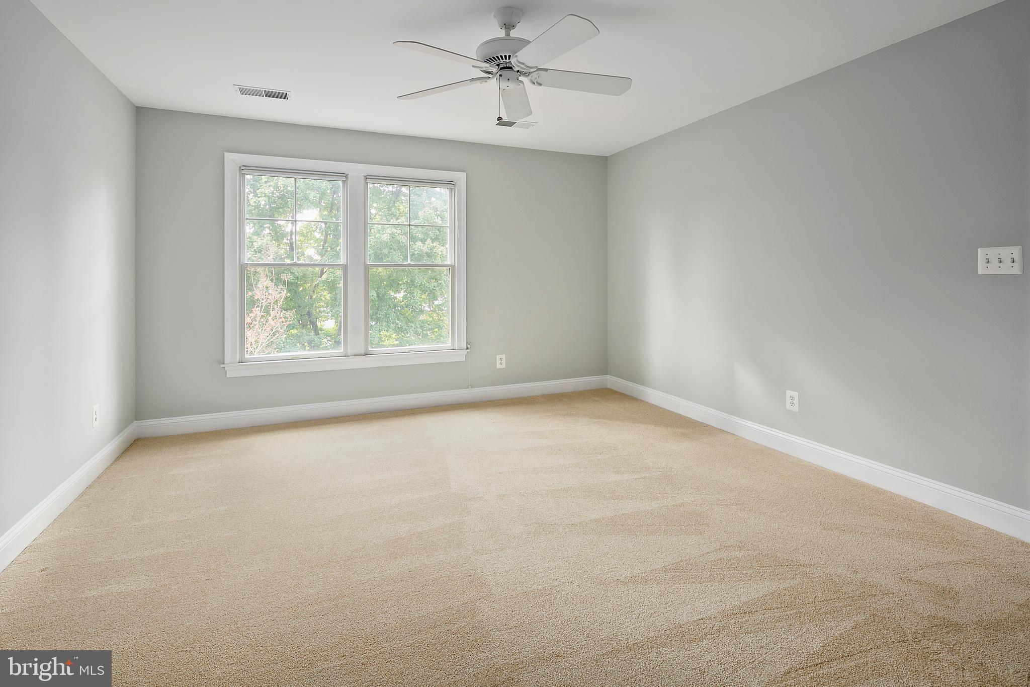 CREEK CROSSING VILLA - Residential