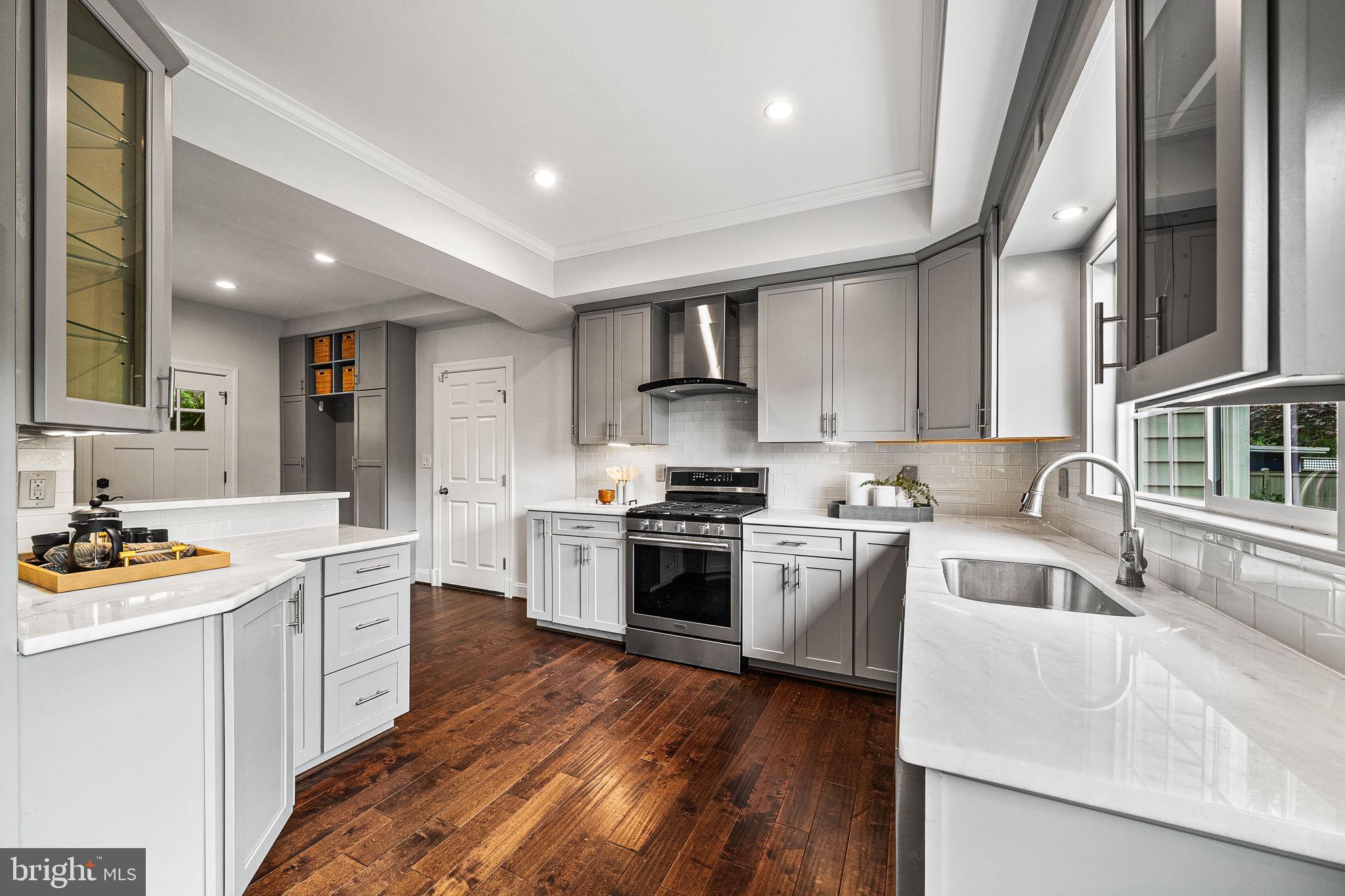 HOLLIN HALL VILLAGE - Residential