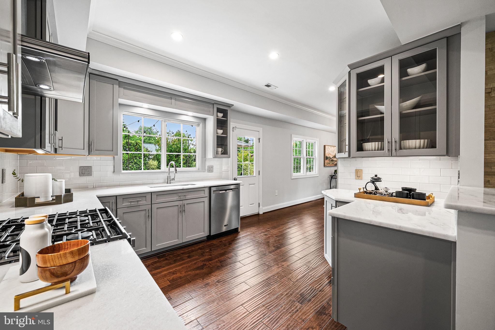 HOLLIN HALL VILLAGE - Residential