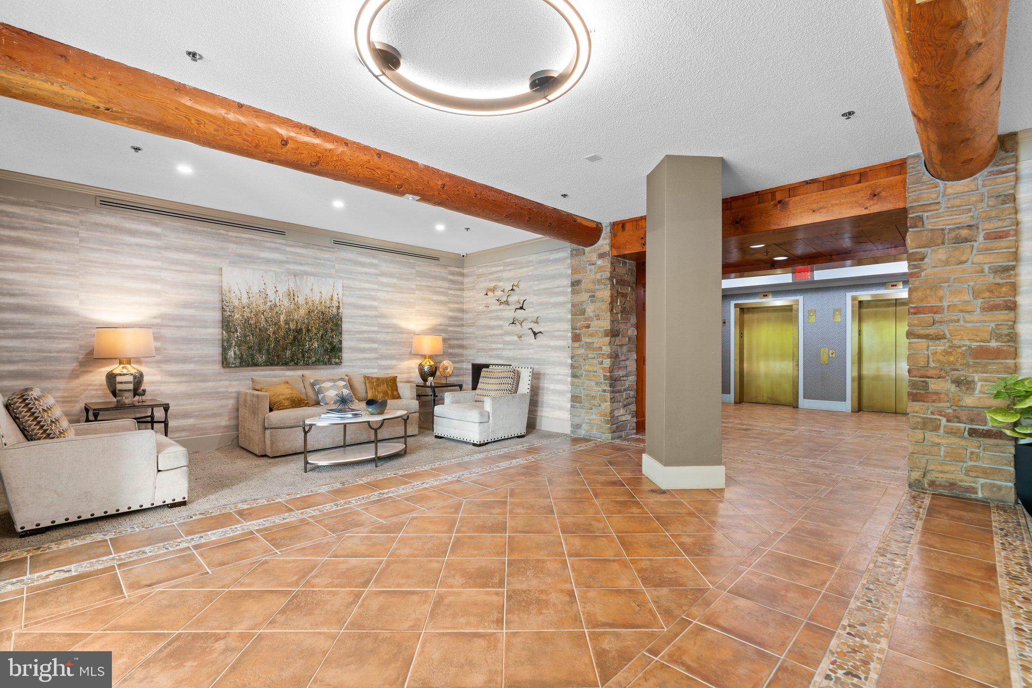 LEISURE WORLD - Residential