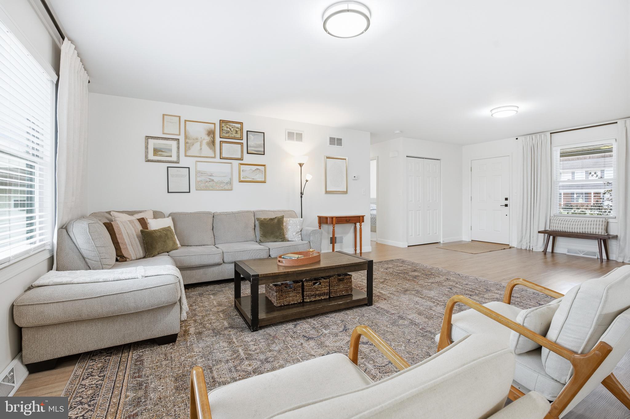 NEWBURG VILLAGE - Residential