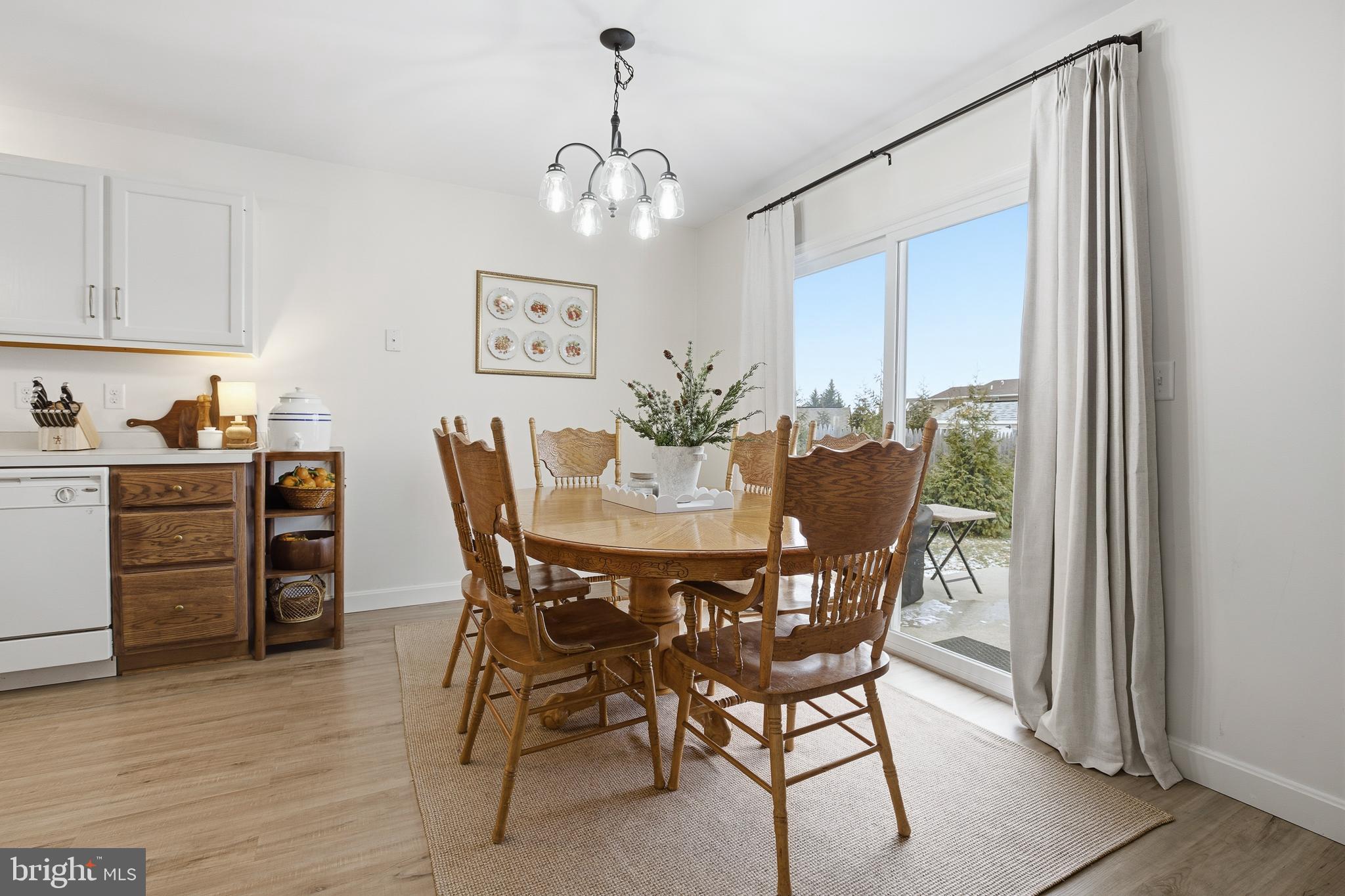 NEWBURG VILLAGE - Residential