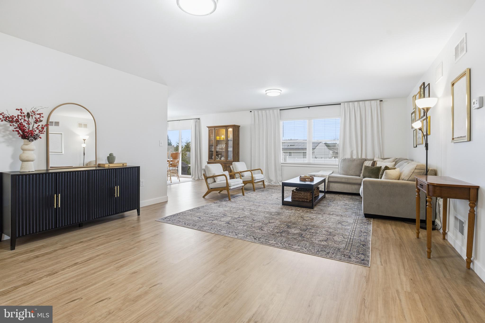 NEWBURG VILLAGE - Residential