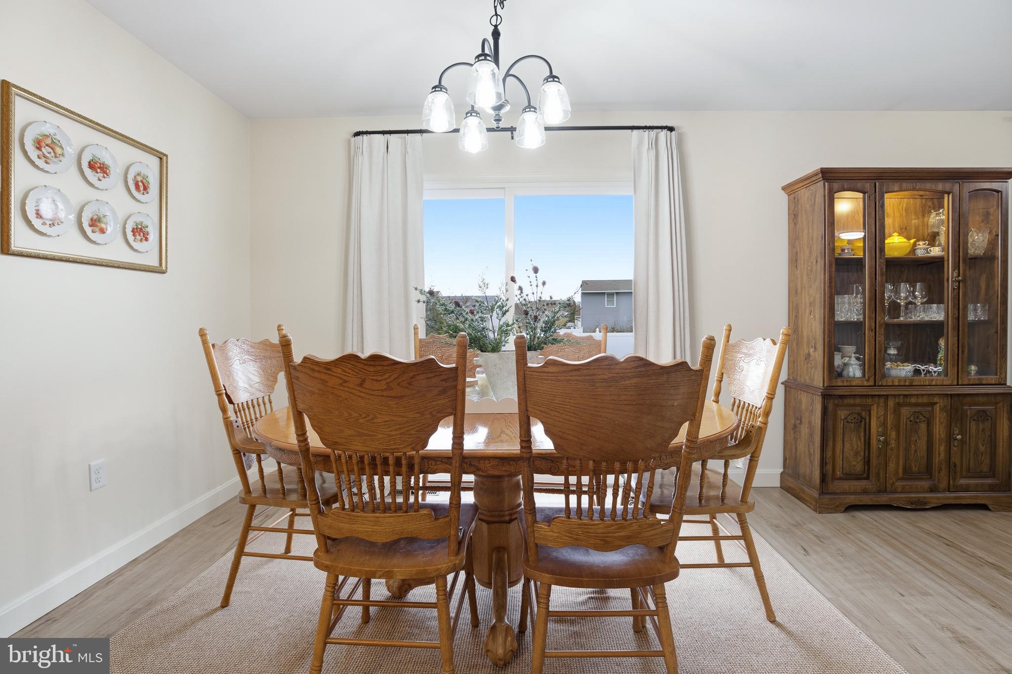 NEWBURG VILLAGE - Residential