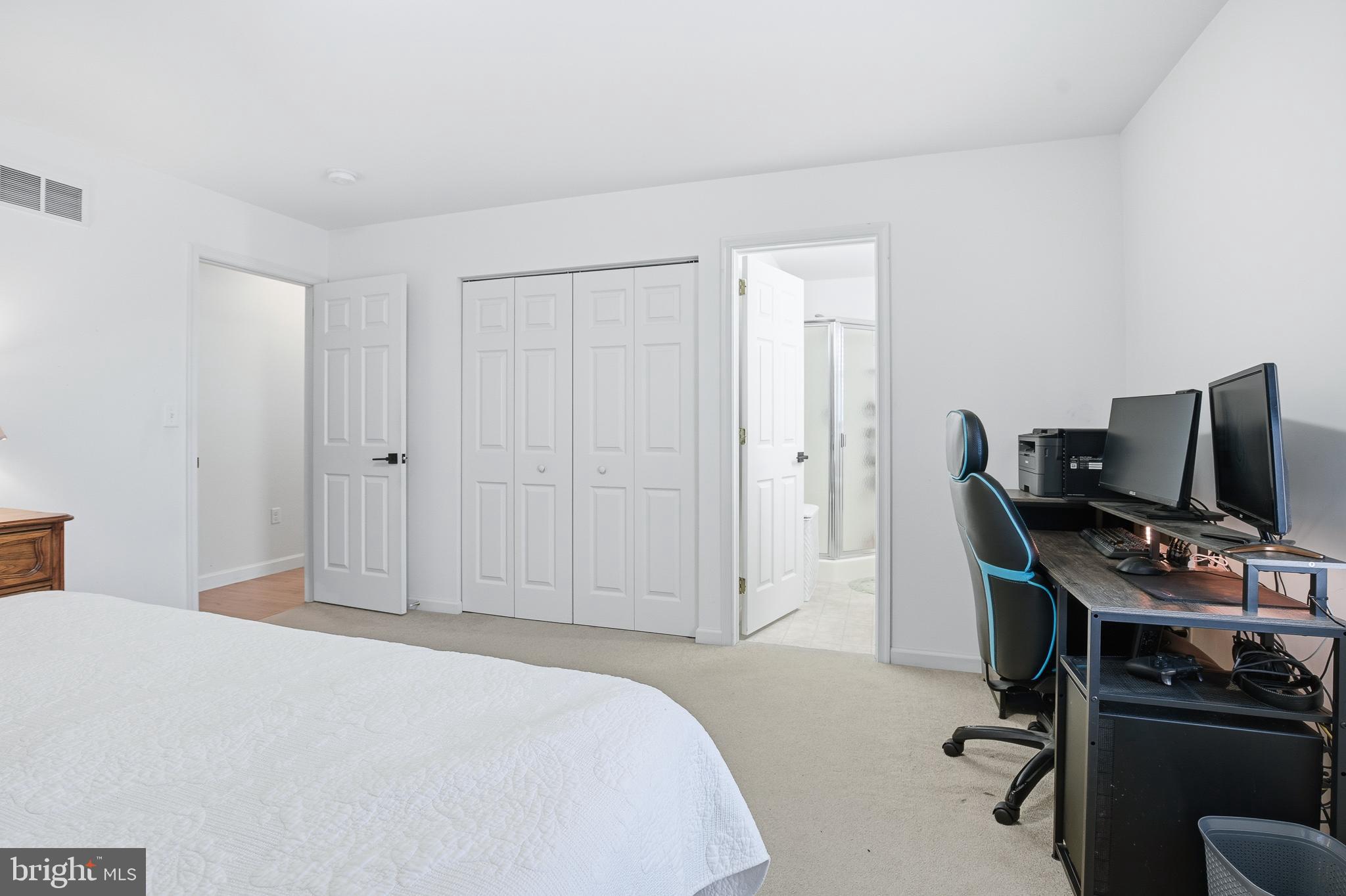 NEWBURG VILLAGE - Residential